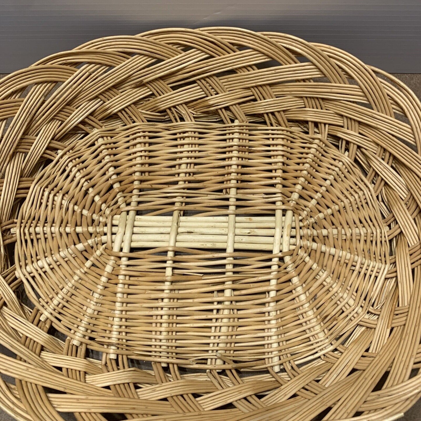 36cm Oval Woven Willow Wicker Tray Platter Gift Fruit Basket Plait Braid