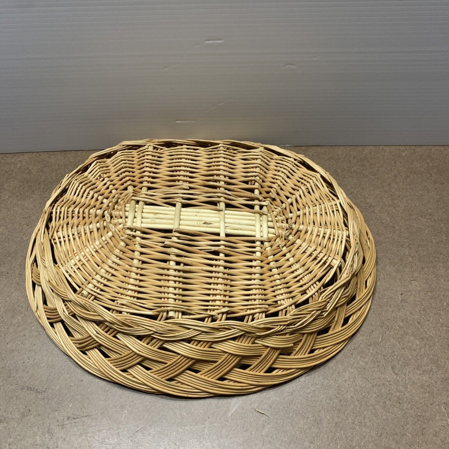36cm Oval Woven Willow Wicker Tray Platter Gift Fruit Basket Plait Braid