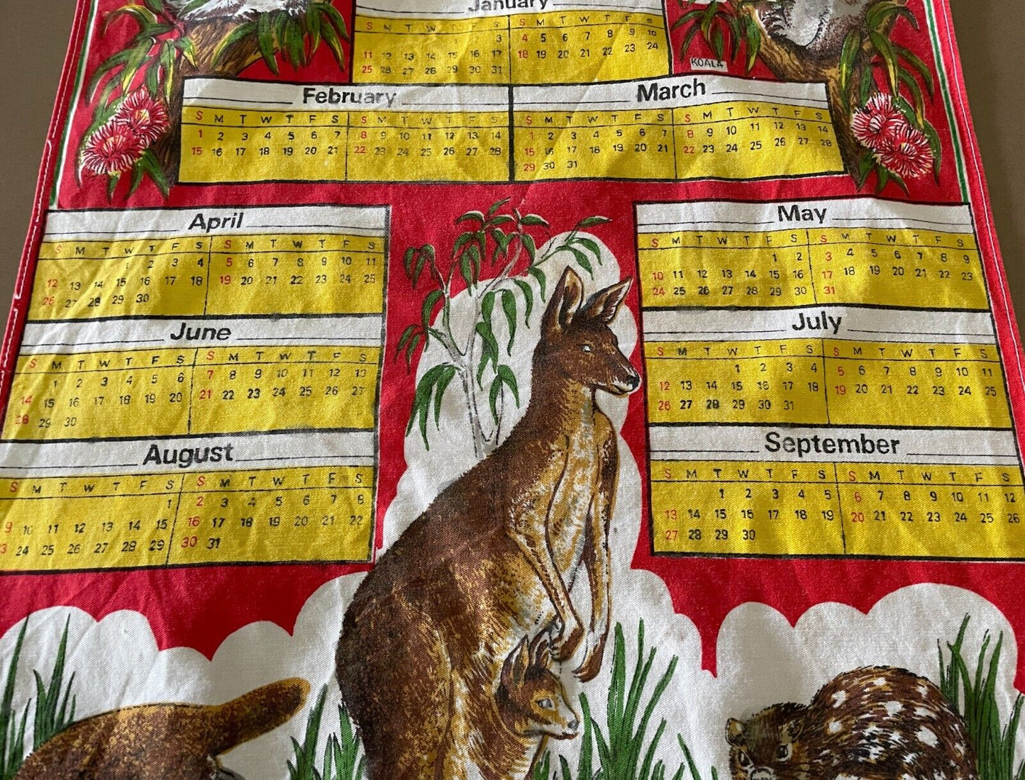 Vintage Souvenir Tea Towel Australian Animals "1981" Calendar Year Cotton