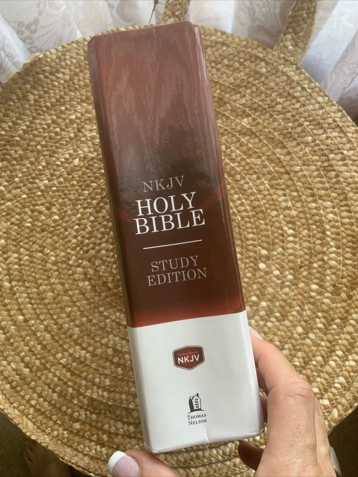 NKJV HOLY BIBLE Study Edition HC Book by Thomas Nelson 1982 Mint Condition