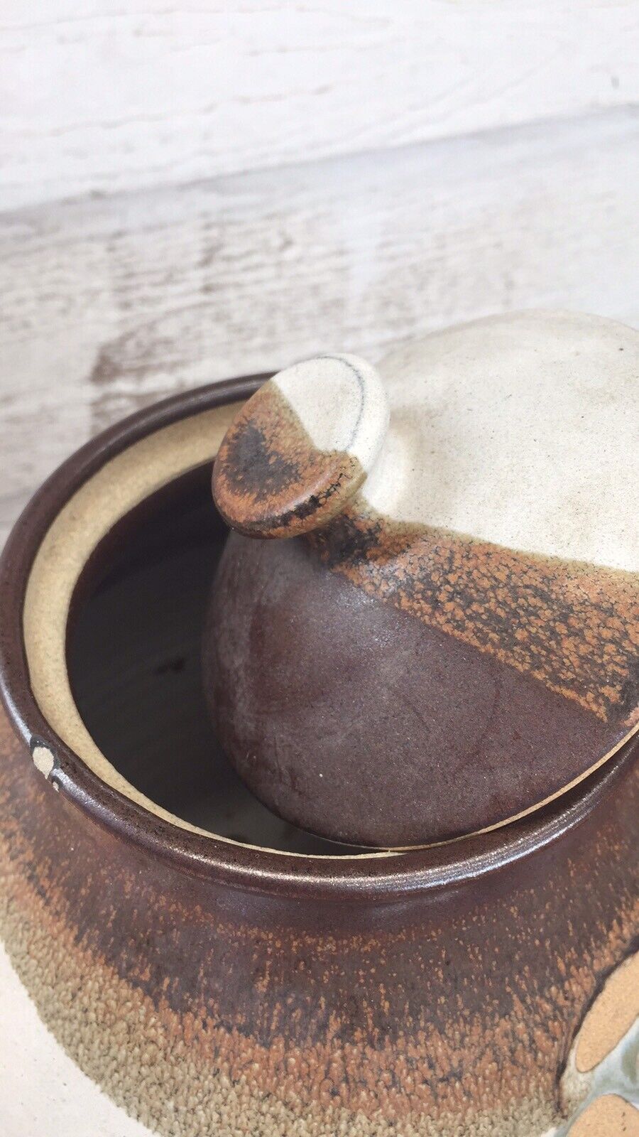 Vintage 32cm POTTERY URN W TAP & lid
