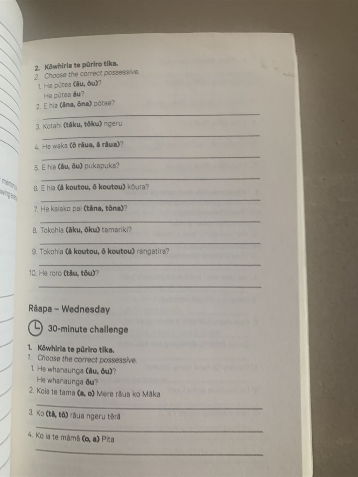 MĀORI MADE EASY For Everyday Learners of the MAORI LANGUAGE Scotty Morrison 2015