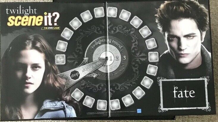 TWILIGHT Scene it? The DVD Game DELUXE Edition Complete NEW Unsealed Board Game