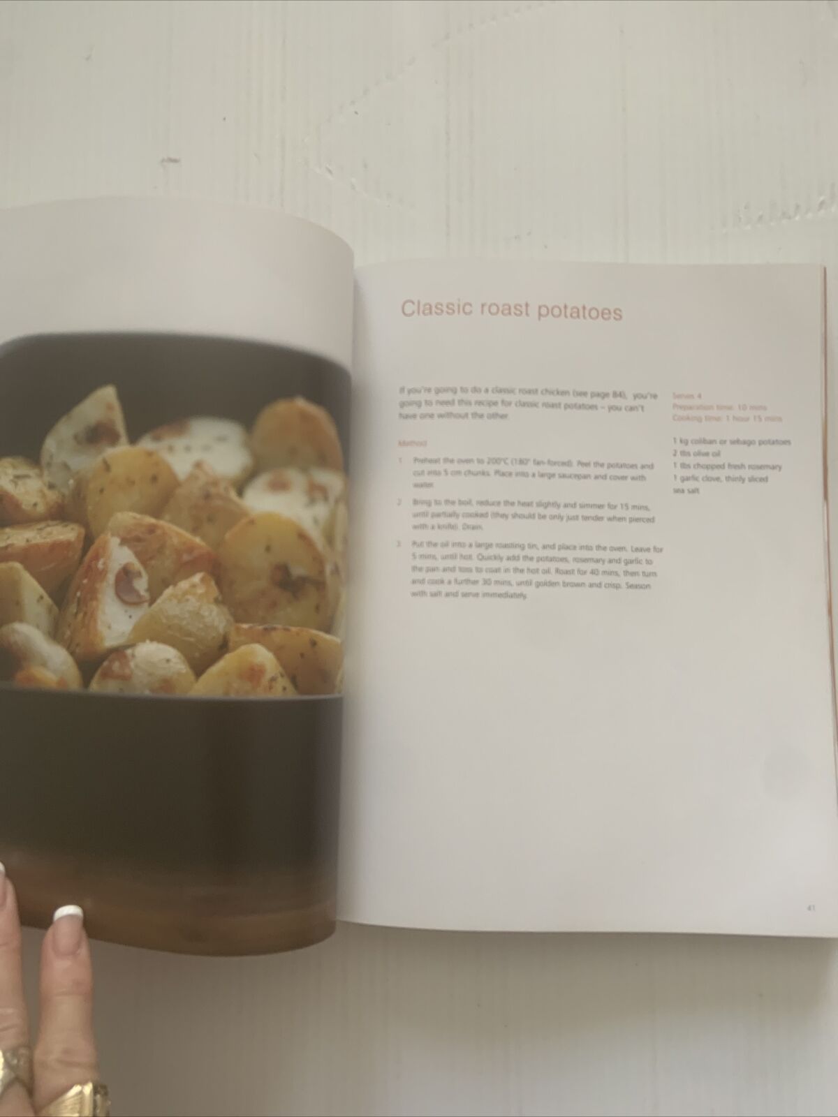 MASTERCHEF Australia THE COOKBOOK Volume One 1 Contestant Journey Recipe 2009 TV