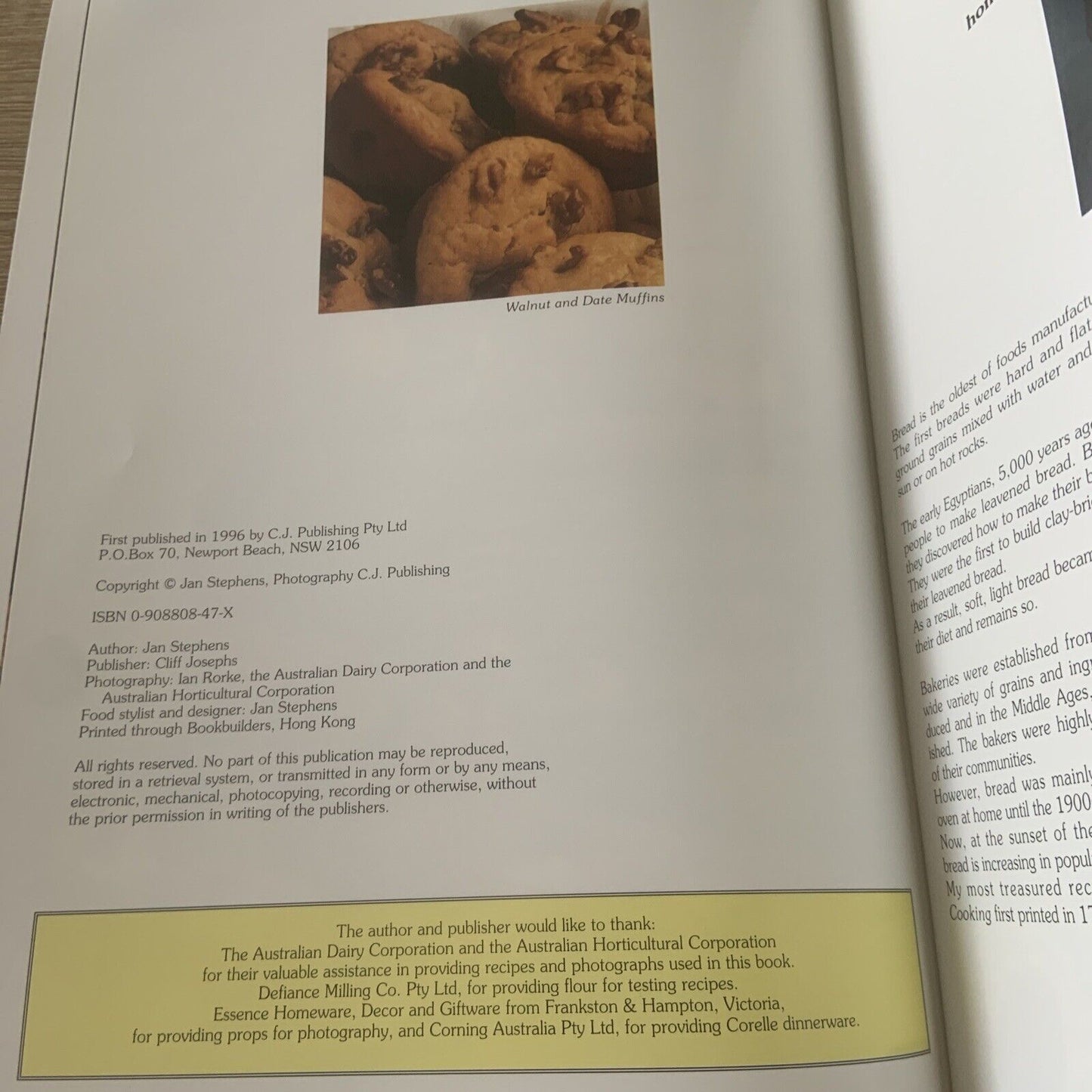 Cookbook MUFFINS BUNS & BREADS Jan Stephens Australian Good Food Series PB