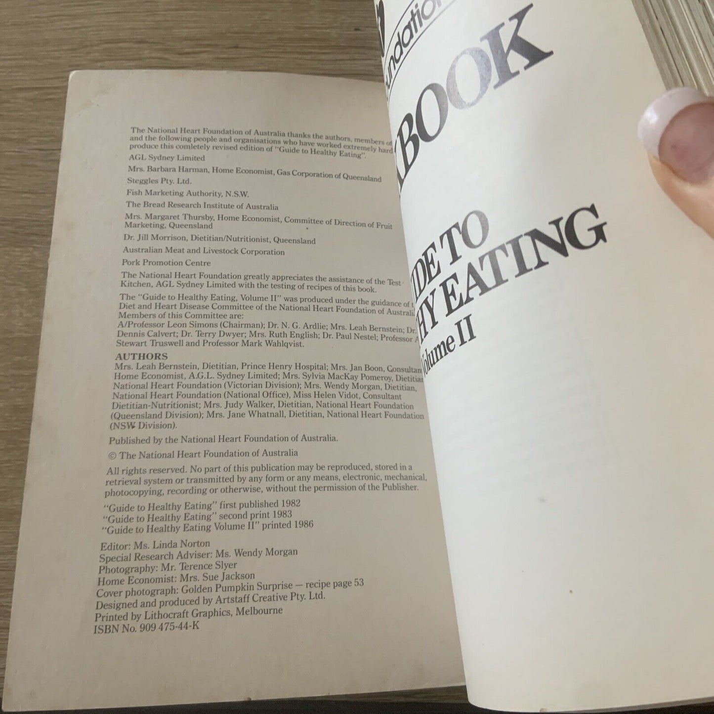 Cookbook AUSTRALIAN HEART FOUNDATION Healthy Eating Vol II PB Recipes