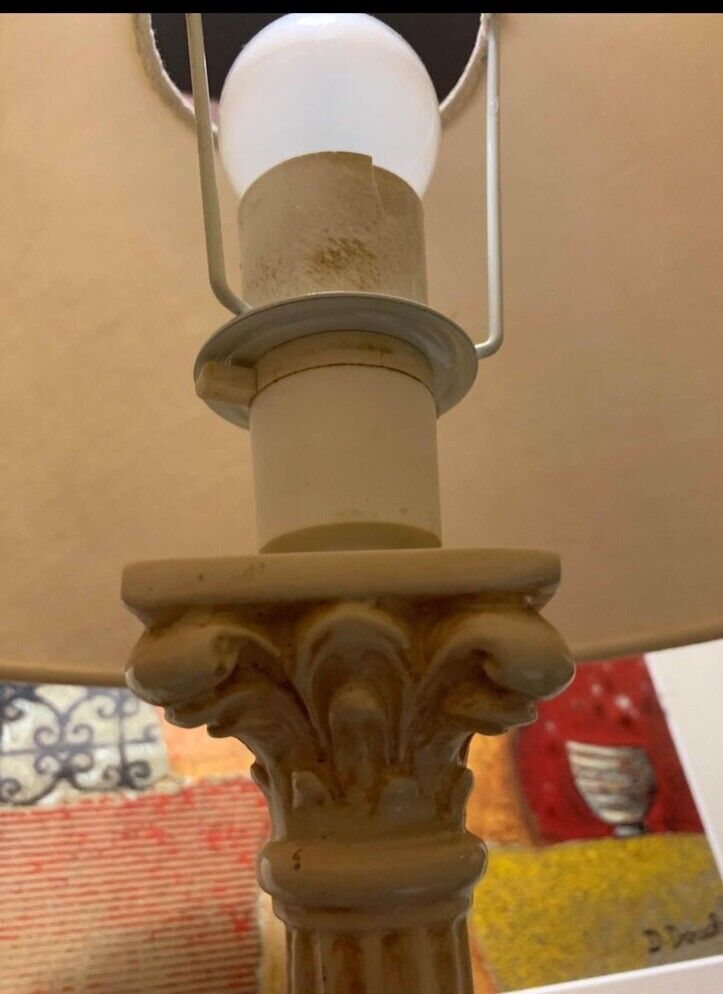 Vintage Table Lamp Lady W 2 Hound Dogs Ceramic 33cm High To Fitting - Working