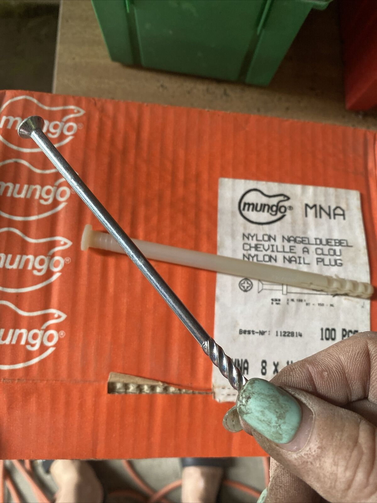 MUNGO MNA 8x140mm Nylon Nagelduebel Cheville Nail Plug Preassembled Box of 300