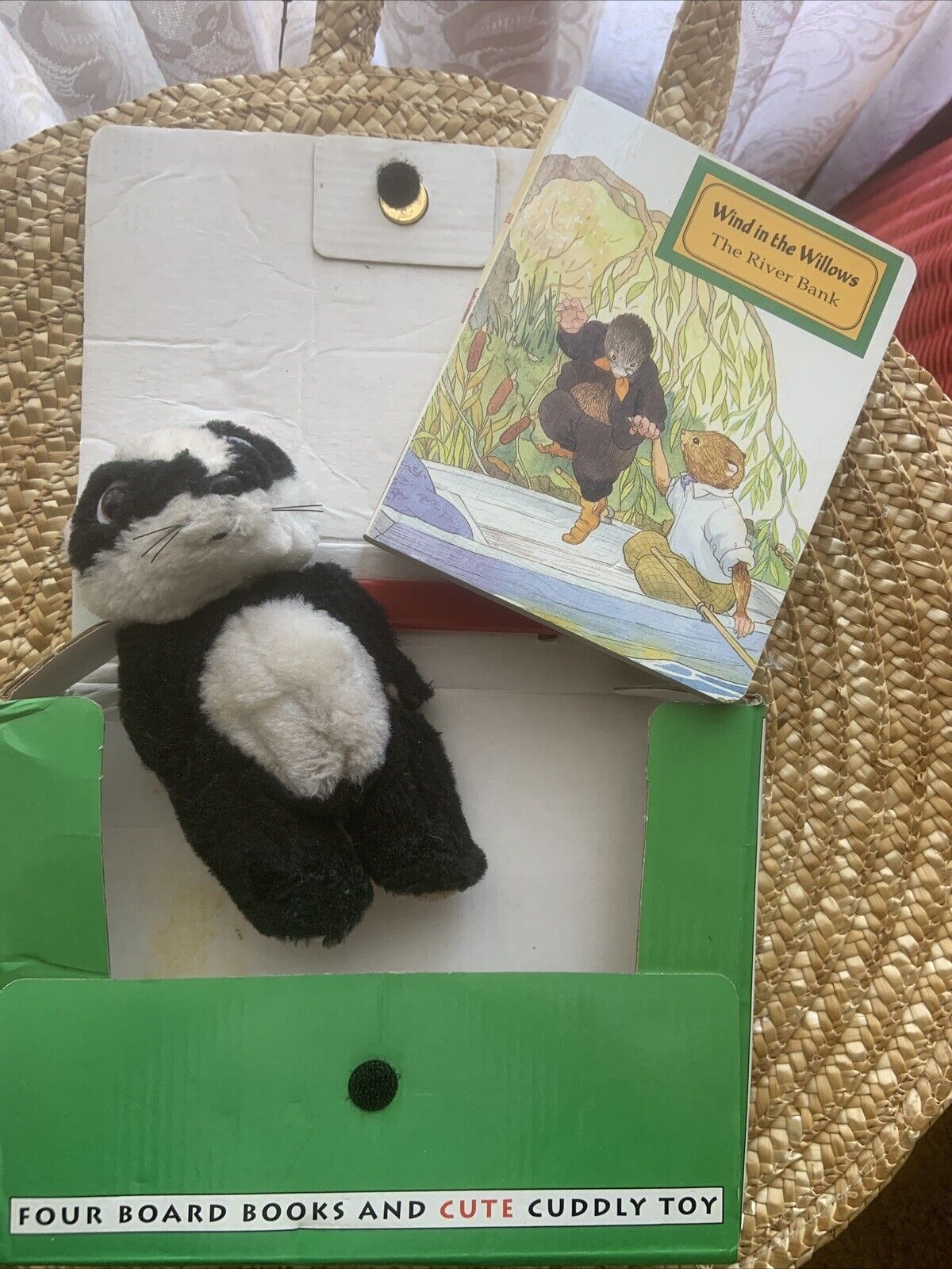 Plush Toy Badger WIND IN THE WILLOWS Little Treasury 4 Board Books Box 1996 Vtg