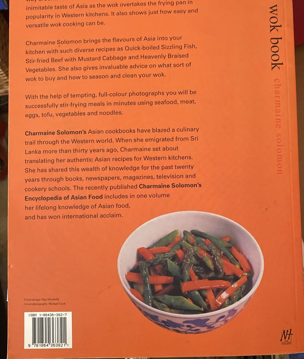 PB The WOK BOOK Charmaine Solomon Huge BOOK Cookbook Recipes 1998