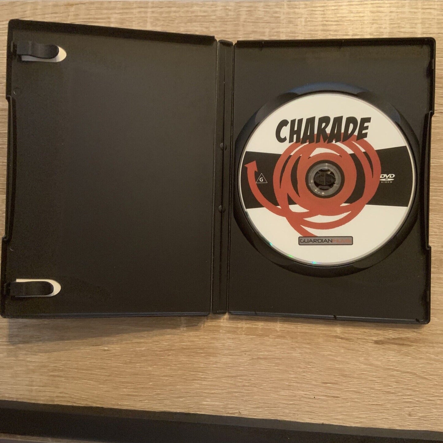 DVD CHARADE Audrey Hepburn Cary Grant Hollywood Movie R4 Dark Comedy Thriller