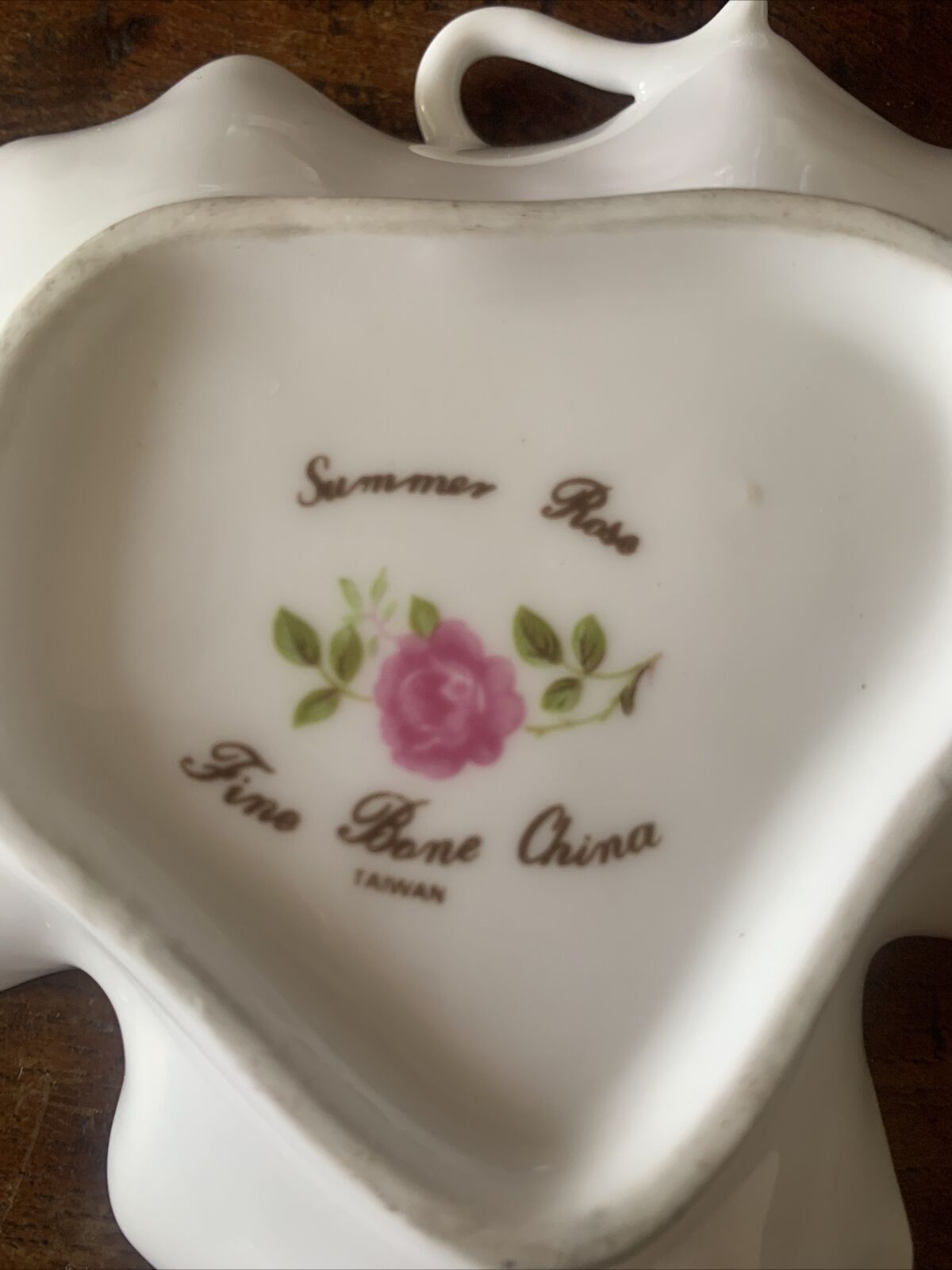 Trinket Dish SUMMER ROSE MCM 13cm Leaf Shaped Fine Bone China TAIWAN Collectable