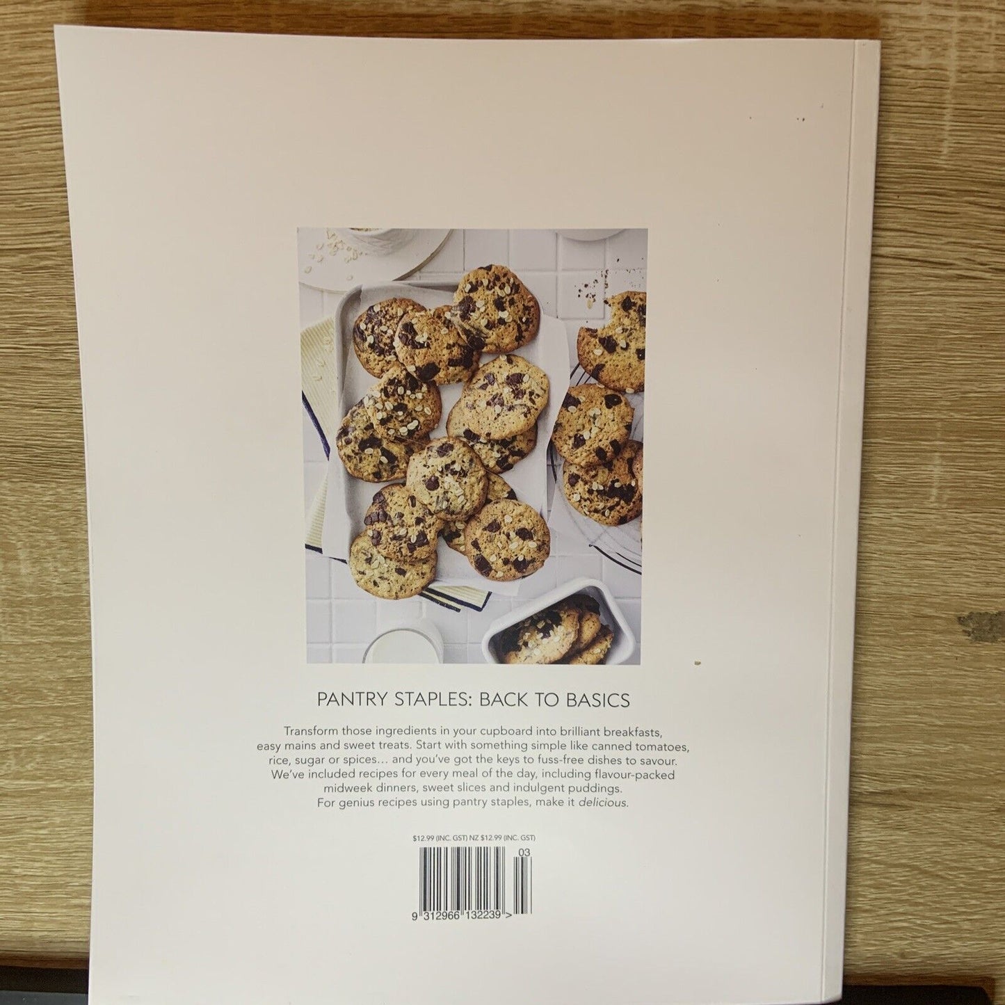 Cookbook PANTRY STAPLES Delicious Magazine PB 2020 90+ Recipe Back To Basics NEW