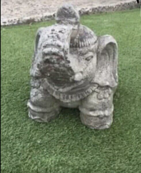 Vintage ELEPHANT Statue CONCRETE Figurine Solid Garden Patio Trunk Up 31x41 cm
