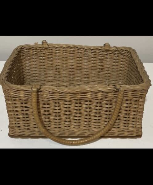 Wicker Basket Vintage 33cm Rectangular Woven Masonite base 2 Handle Hamper AE337