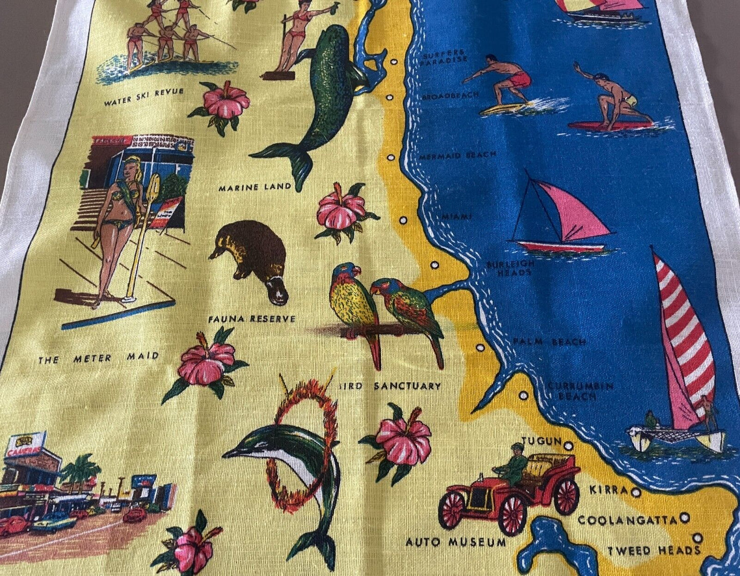 Tea Towel Vintage Souvenir GOLD COAST Queensland Coast Water Sports Print NEW