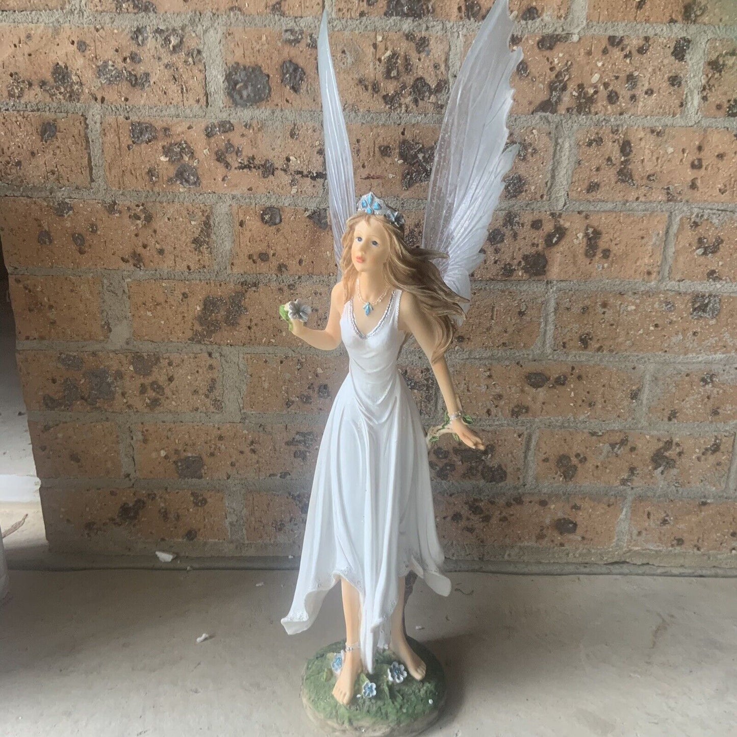 63cm FAIRY STATUE Resin Standing Wings Ornaments Indoor Outdoor Decor Beautiful