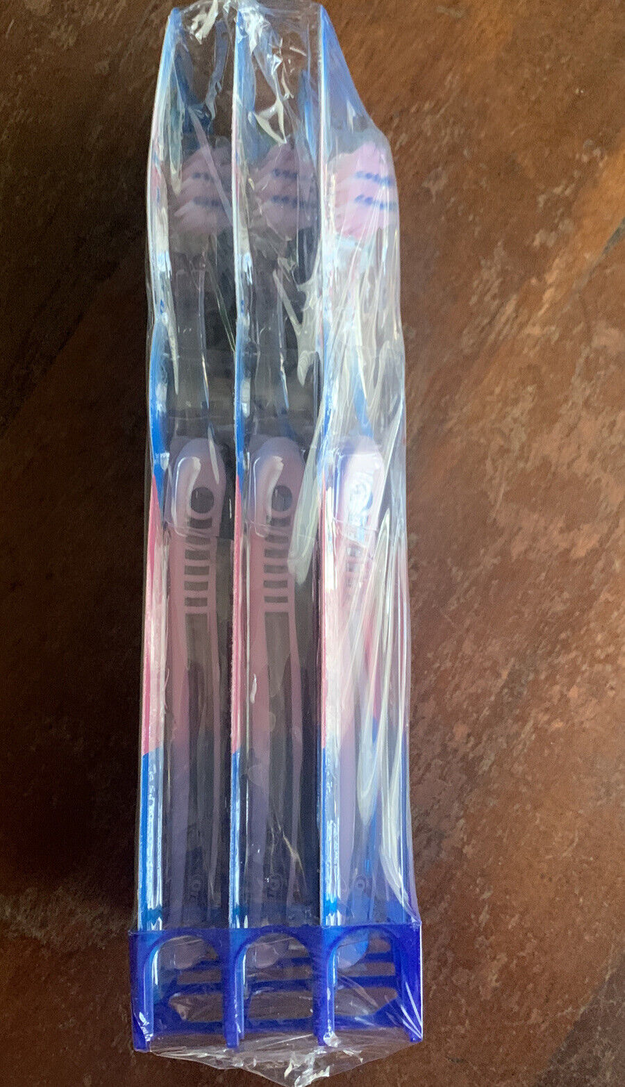 6 Pack ORAL B Toothbrush Ultra Thin Sensitive 3x Lt Blue 3x Lt Pink Sealed NEW