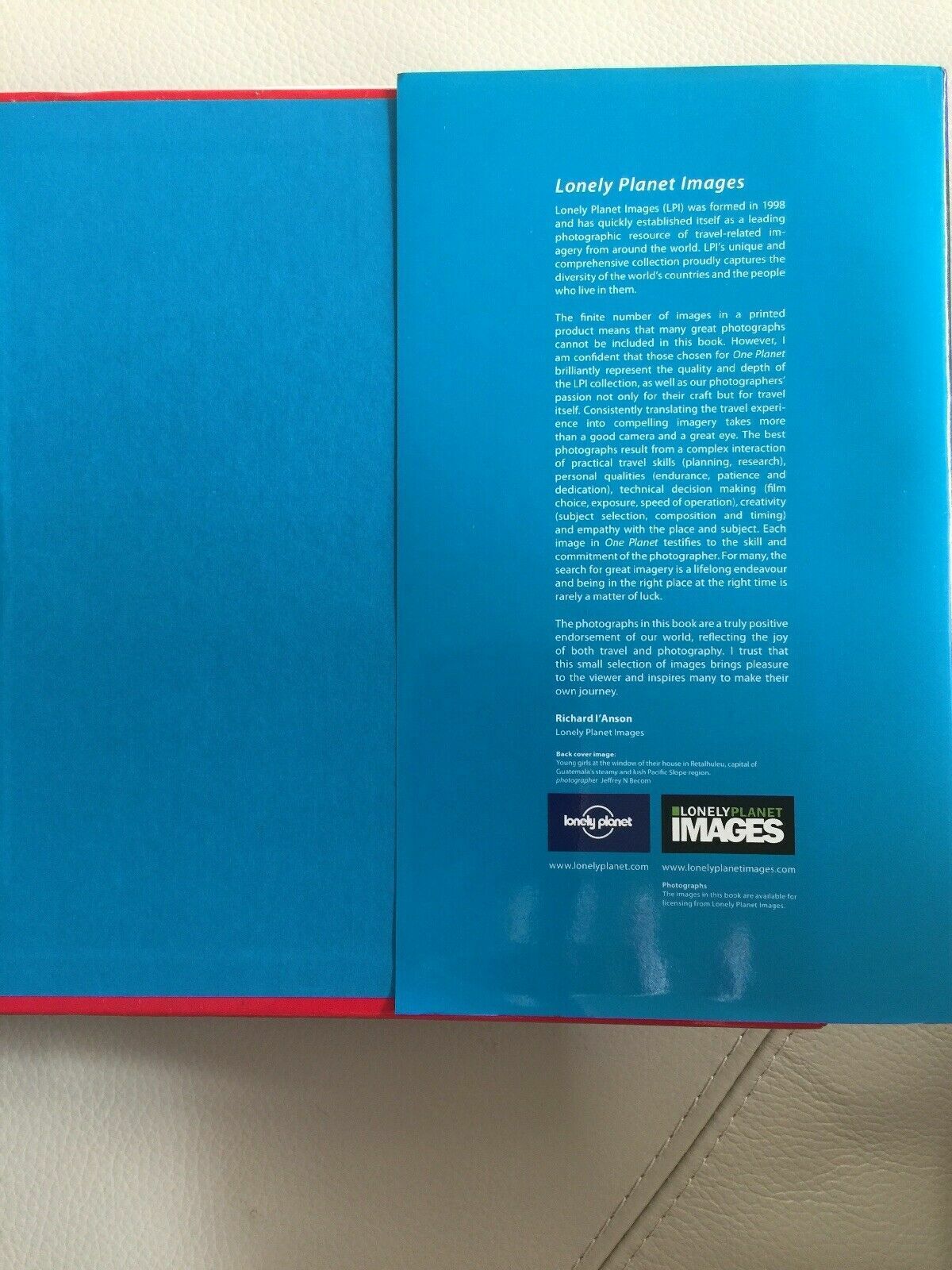 HC Book ONE PLANET Inspirational Travel Photographs by Lonely Planet 2004