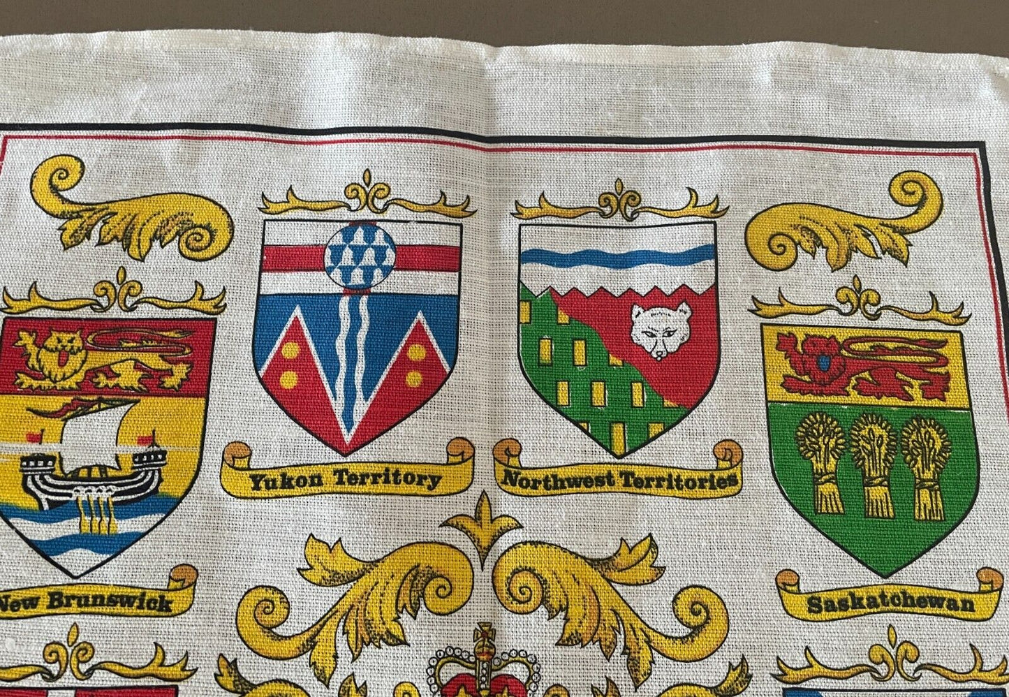 Vintage Tea Towel CANADA Provinces & Territory Crest Print Linen Blend Souvenir