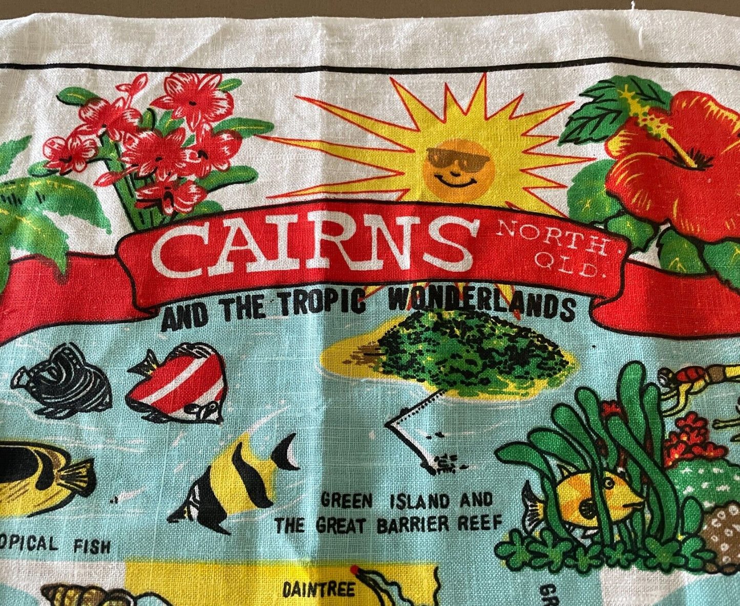 Vintage Tea Towel Cairns Tropic Wonderlands North Queensland Print Souvenir NEW