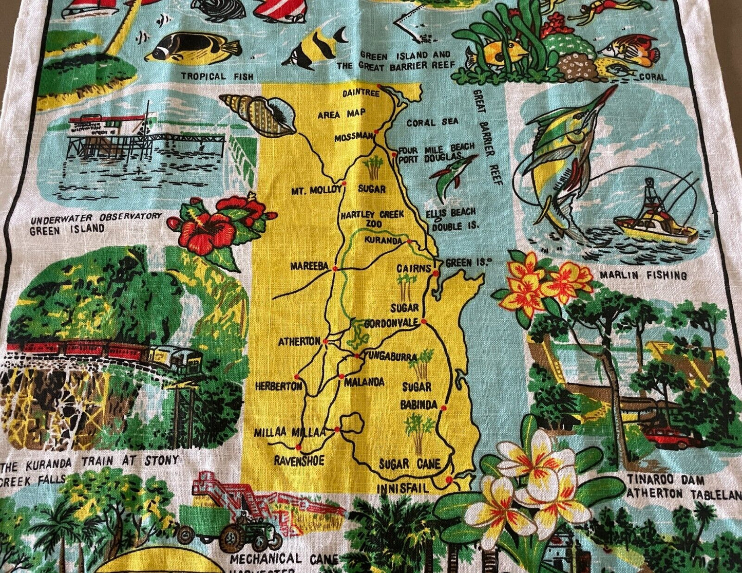 Vintage Tea Towel Cairns Tropic Wonderlands North Queensland Print Souvenir NEW