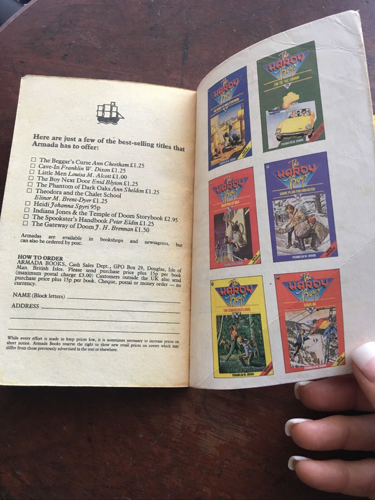 PB Book Hardy Boys Mystery THE SECRET AGENT ON FLIGHT 101 #30 Franklin W. Dixon