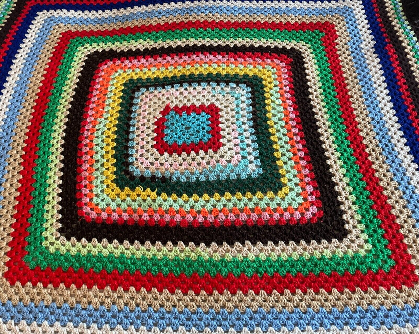 Granny Crochet Knit Blanket 163 x 160cm Square Colourful Handmade Afghan Throw