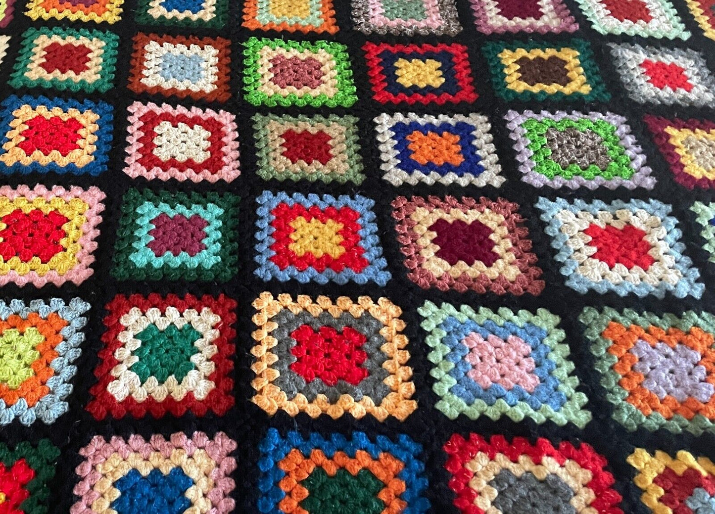 CROCHET BLANKET Granny 96 Squares Colourful Afghan Knit Bed Throw 223 x 148cm