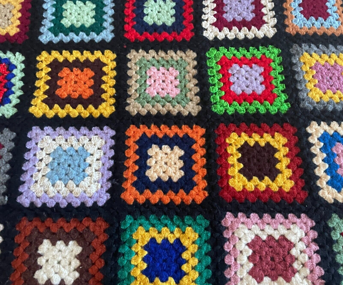 CROCHET BLANKET Granny 96 Squares Colourful Afghan Knit Bed Throw 223 x 148cm