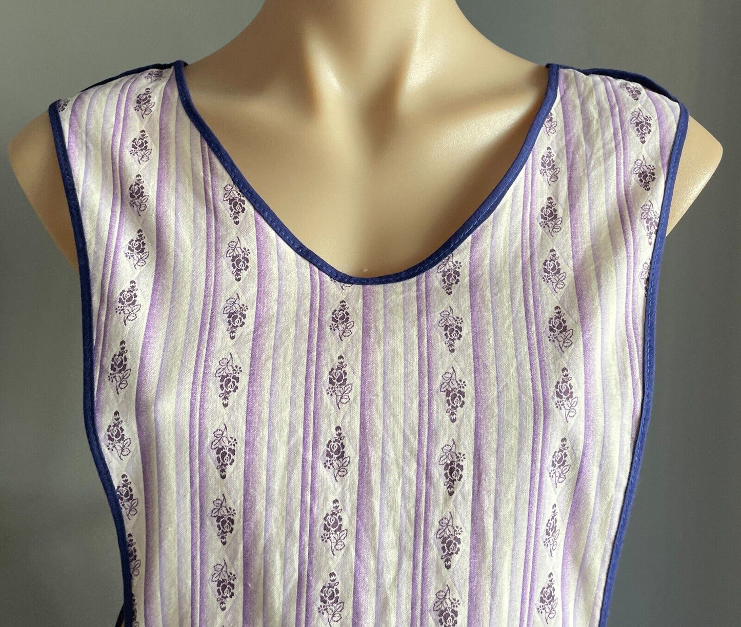 Vintage Apron Shades of Purple White Floral Cotton Retro 50's Housewife Pinafore