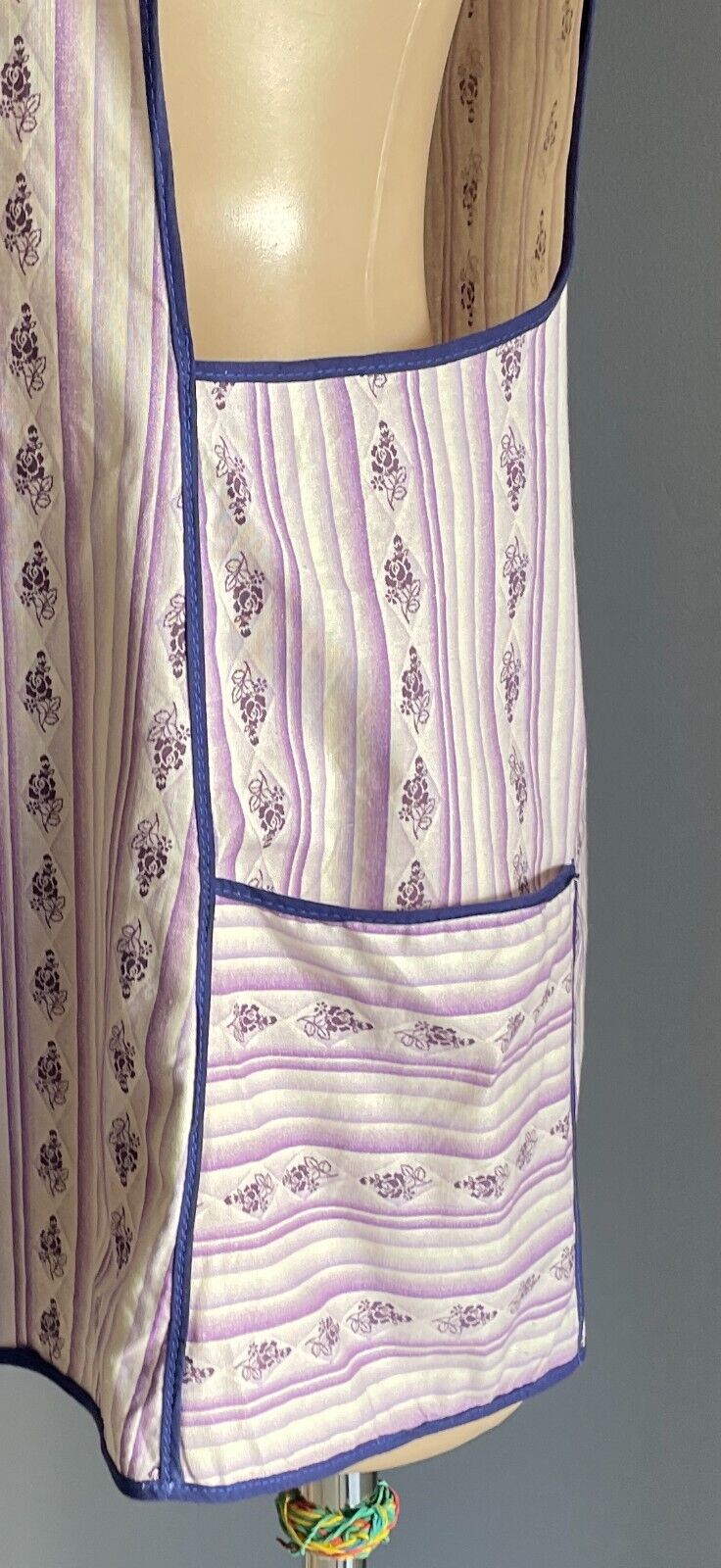 Vintage Apron Shades of Purple White Floral Cotton Retro 50's Housewife Pinafore