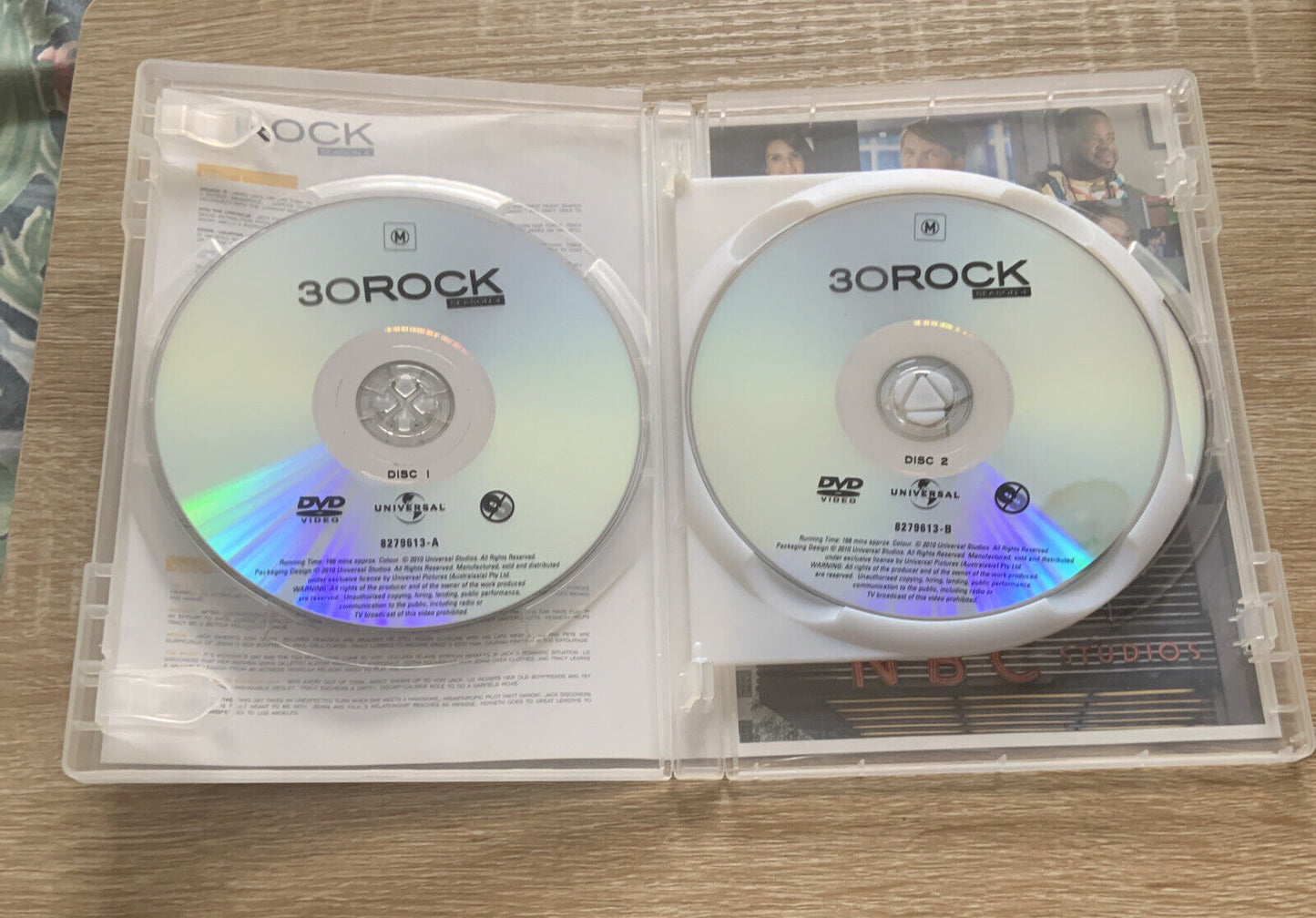 4 DVD Set Bundle 30 ROCK SEASON 1 2 3 4 DVD 12 DISCS Plus BONUS FEATURES