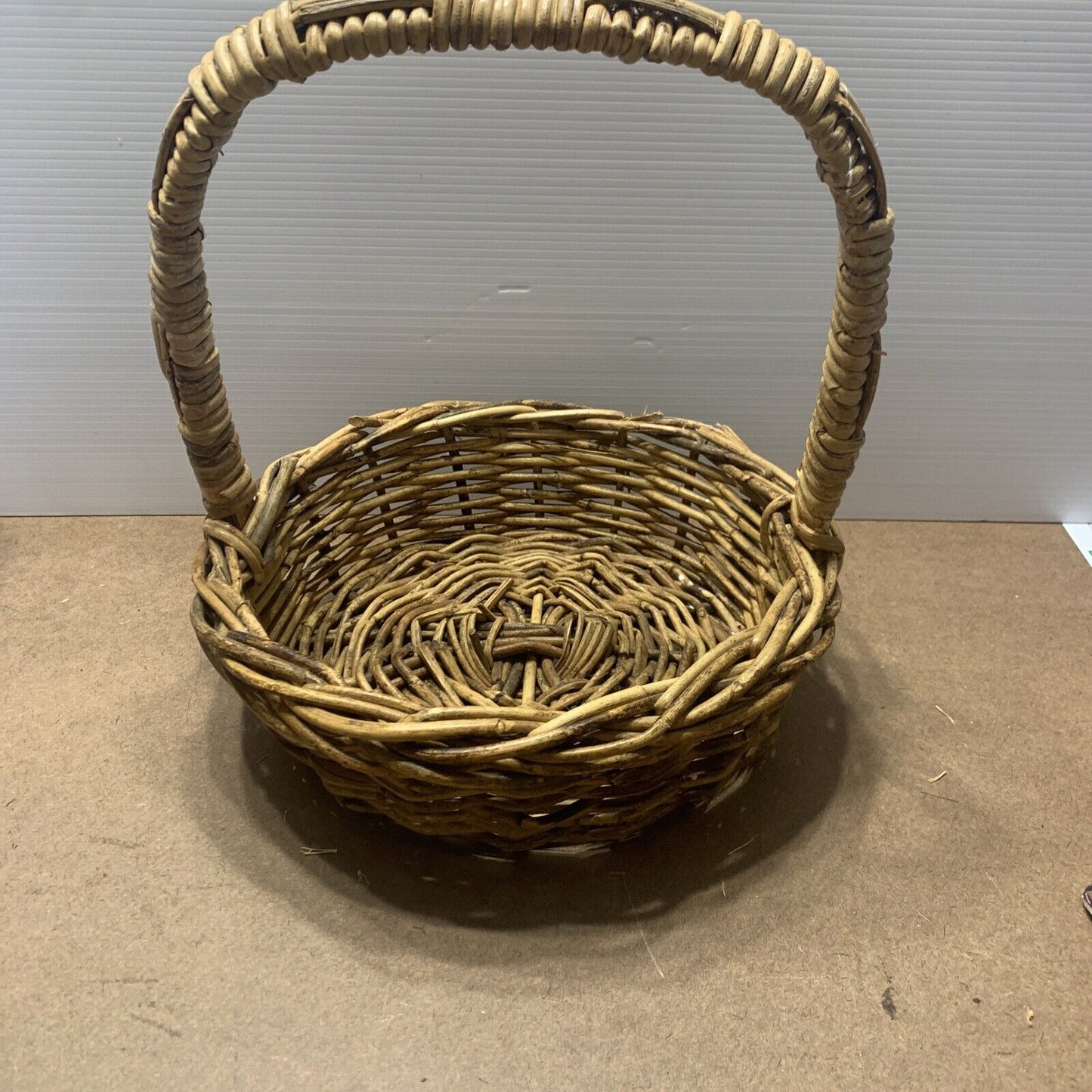 Rustic Market Basket Round 28cm Carry Flower Foraging Gift Hamper Decor Handle