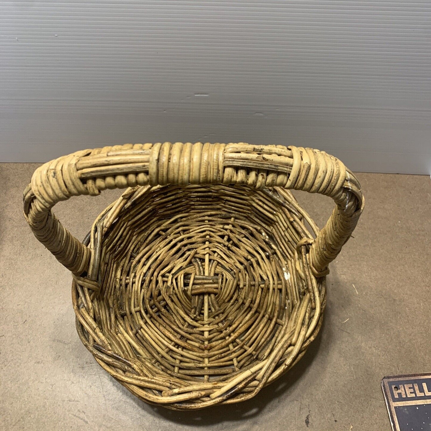 Rustic Market Basket Round 28cm Carry Flower Foraging Gift Hamper Decor Handle