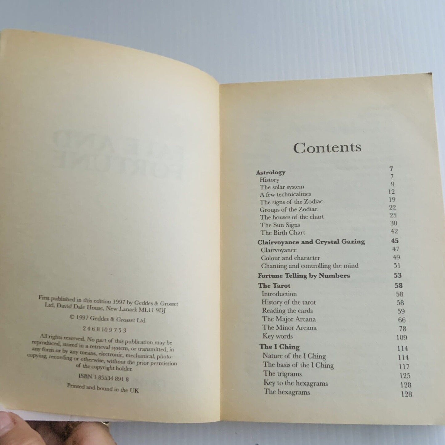 PB Book FATE AND FORTUNE by Geddes & Grosset Ancient Arts 1998 New Age