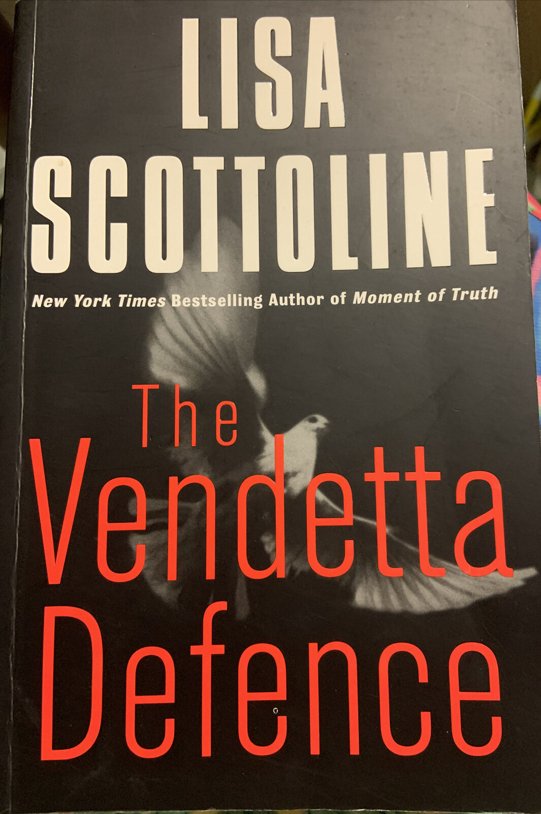 Fiction PB THE VENDETTA DEFENCE by Lisa Scottoline 2001 Crime Thriller
