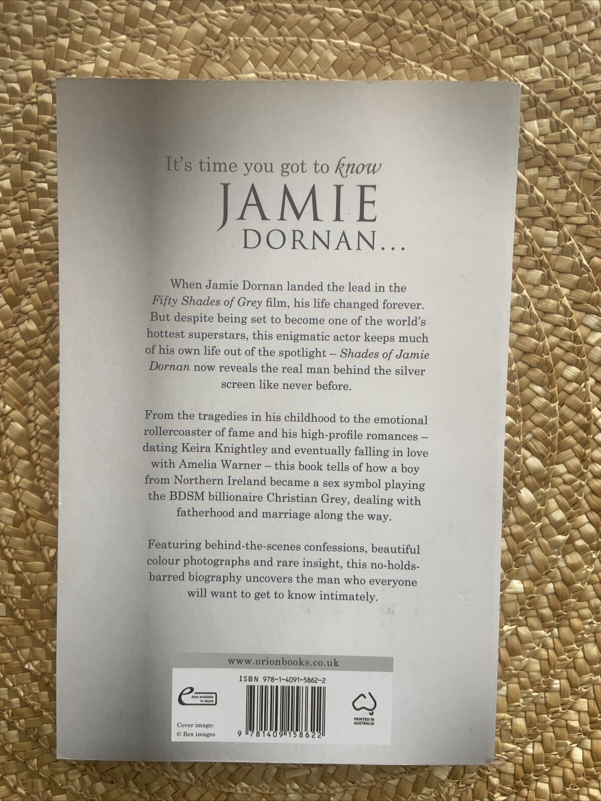 PB Book SHADES OF JAMIE DORNAN by Jo Berry Biography Christian Grey 2015 NEW