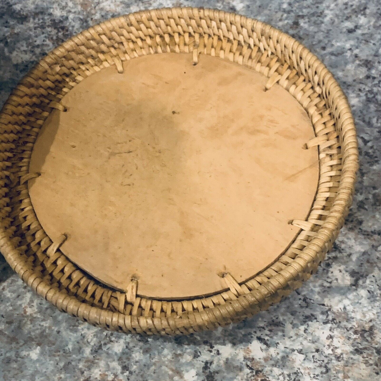 Vintage Carved Basket 23cm IGUANA Handmade Wood Rattan w Lid Tribal Indigenous