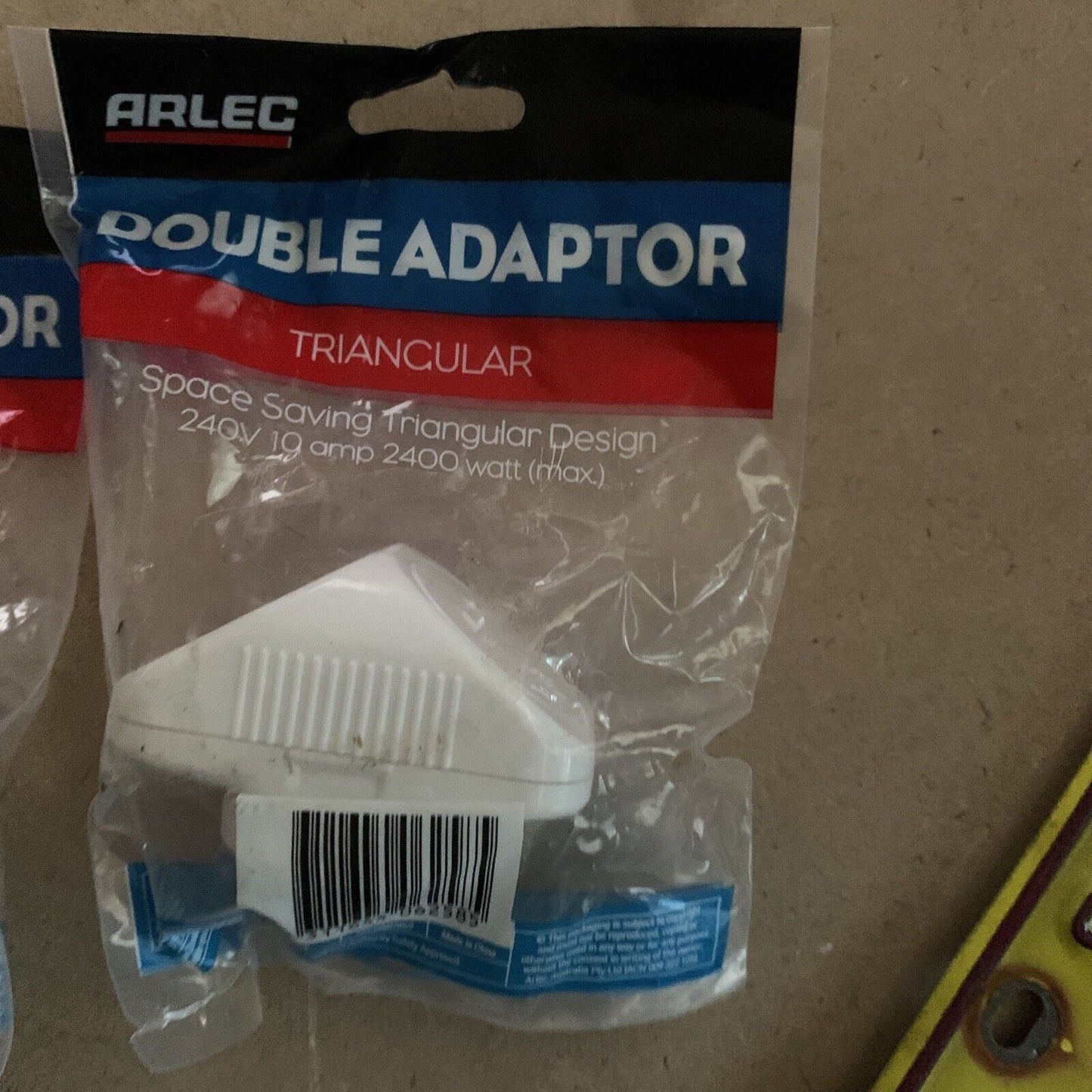 3 ARLEC 2400w Double Adaptor Triangular 2 Socket Whiter Power Board Splitter NEW