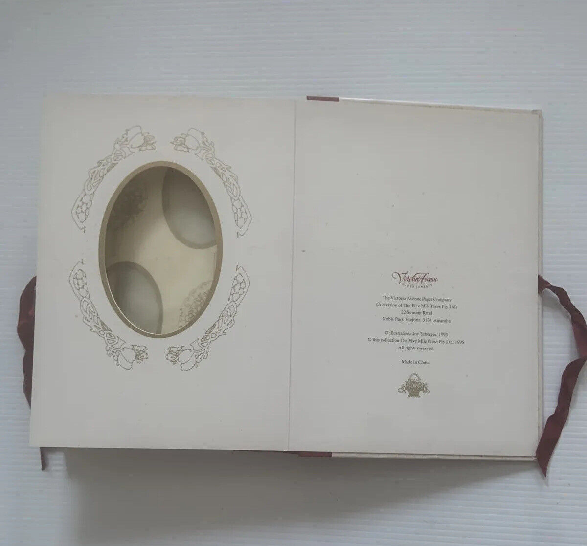 Photograph Album Joy Scherger Country Flowers Victoria Avenue Paper Company 1995