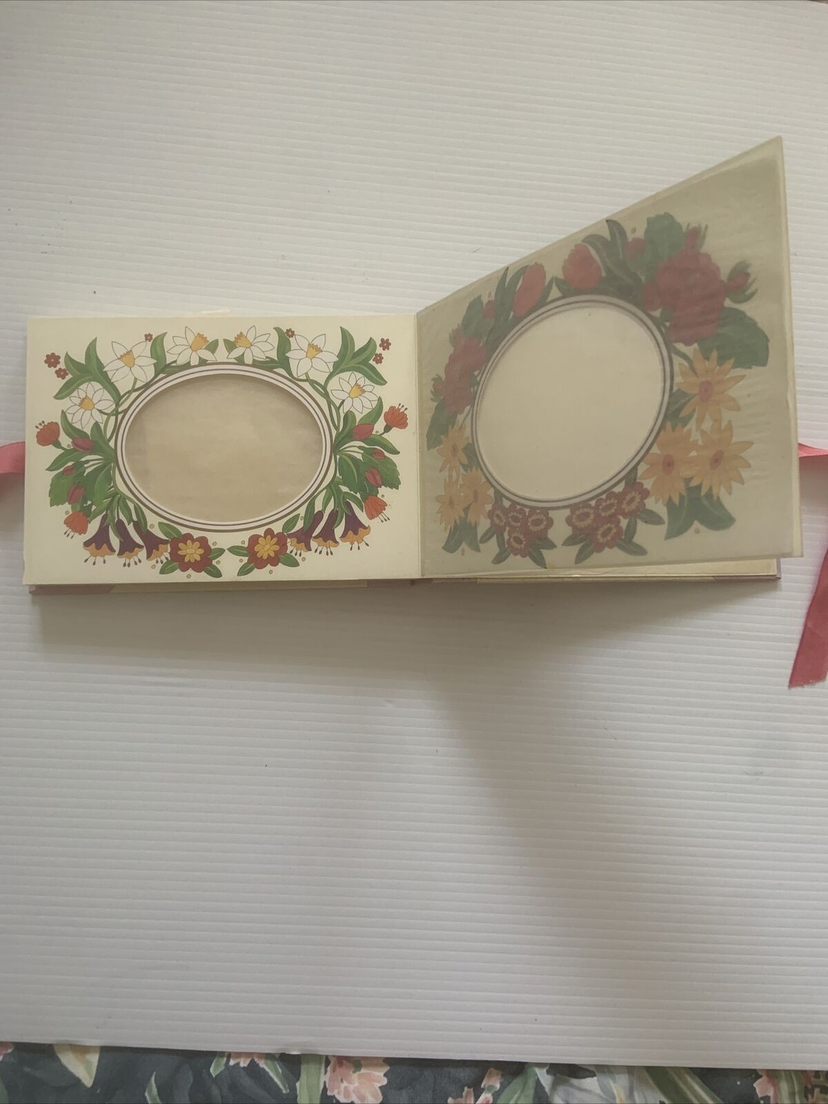 VICTORIA AVENUE The Floral Photograph Album Paper Company Nadia Grazzioto Photo