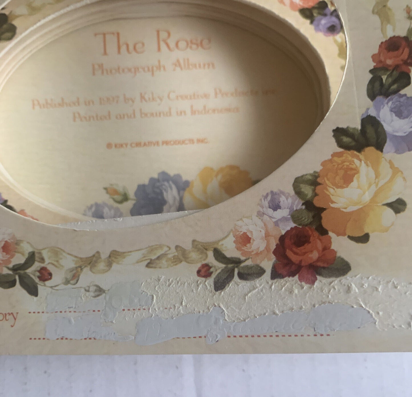 Photograph Album KIKY CREATIVE The Rose Oval Borders 1997 Die Cut Slide In Pics