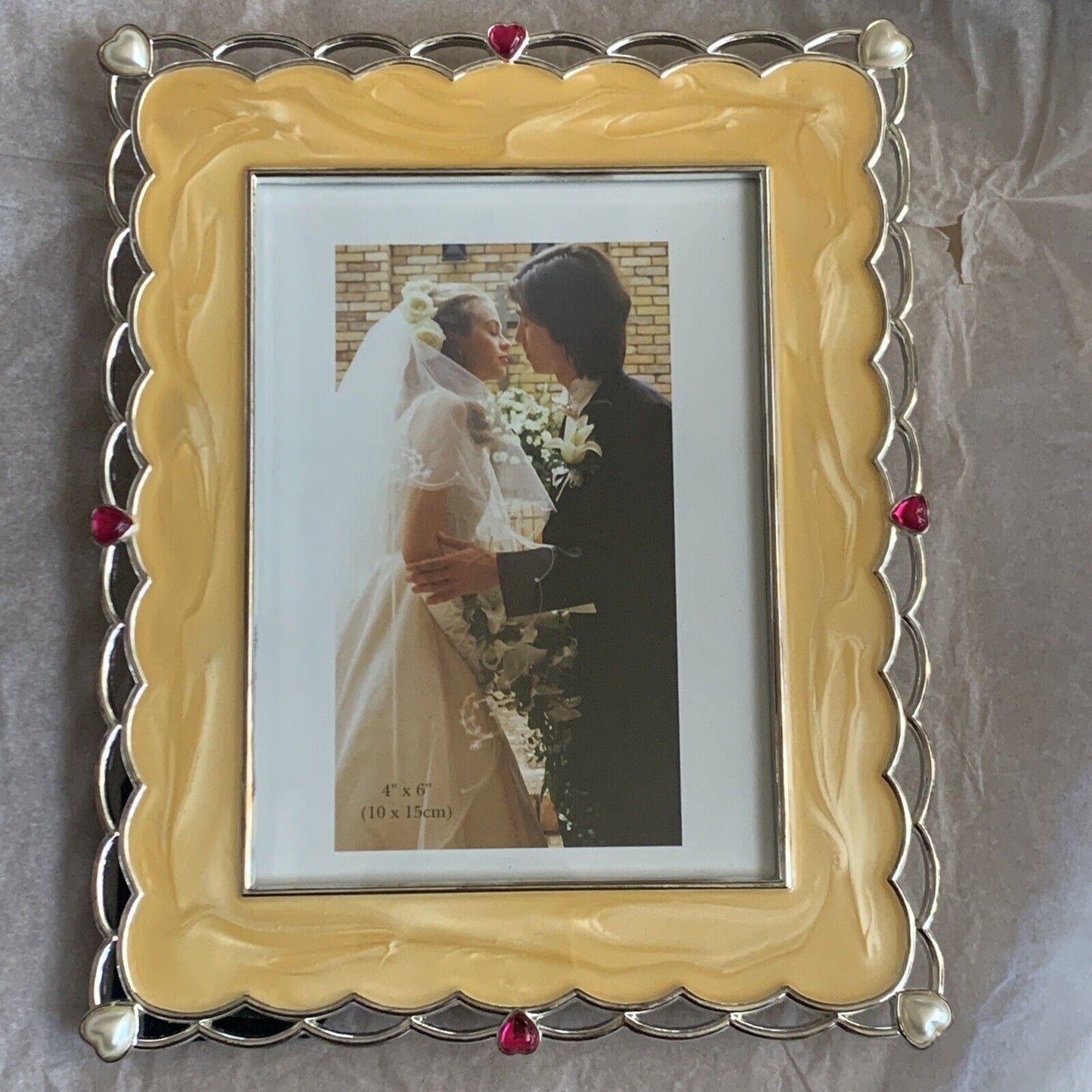 Metal Photo Frame Hand Polished & Yellow Lacquer Coated Wedding Box 10 x15cm NEW