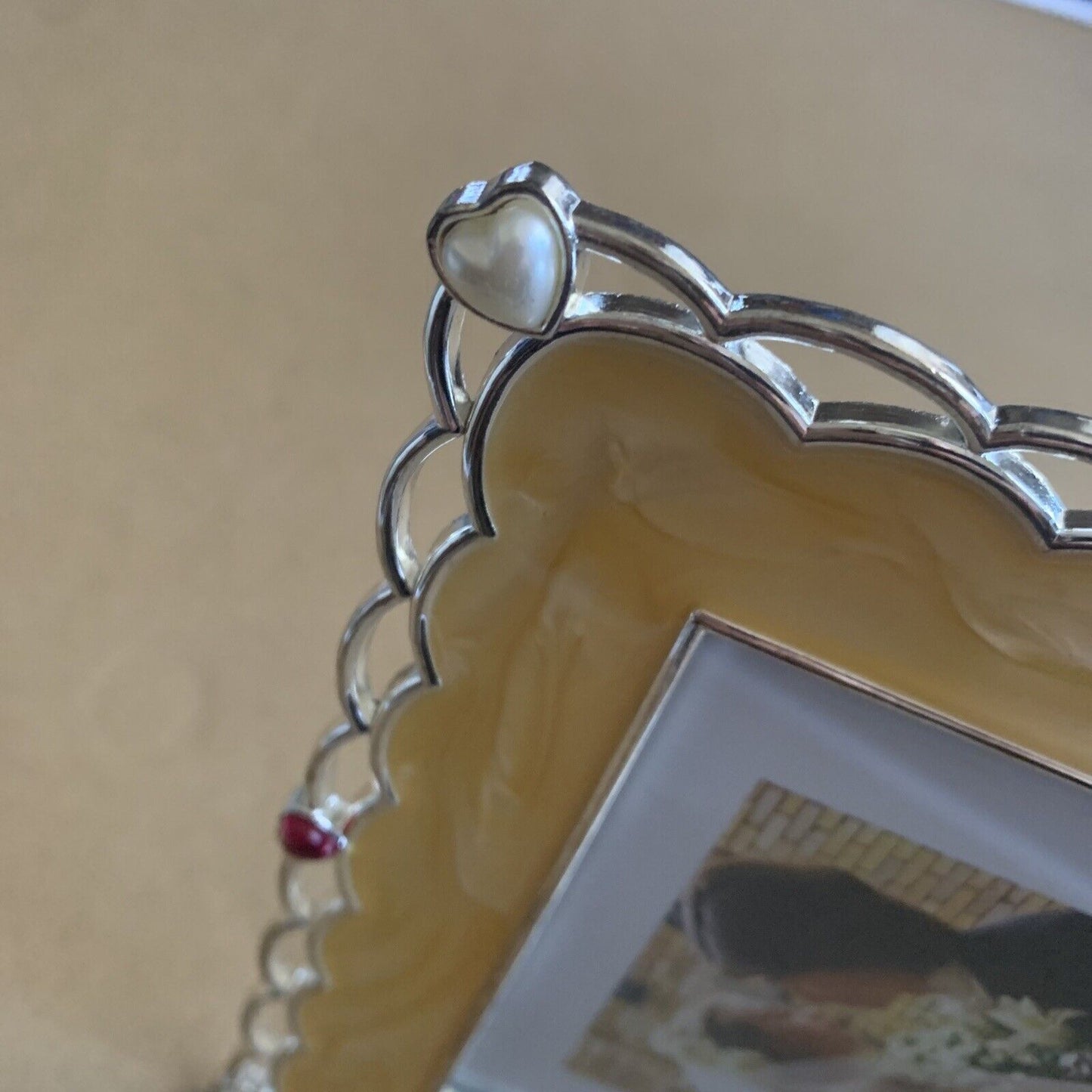 Metal Photo Frame Hand Polished & Yellow Lacquer Coated Wedding Box 10 x15cm NEW