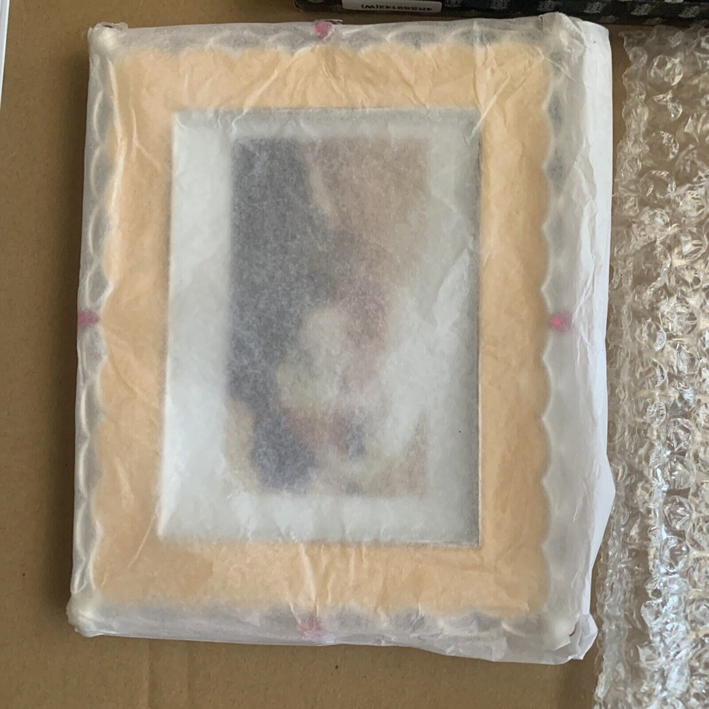 Metal Photo Frame Hand Polished & Yellow Lacquer Coated Wedding Box 10 x15cm NEW