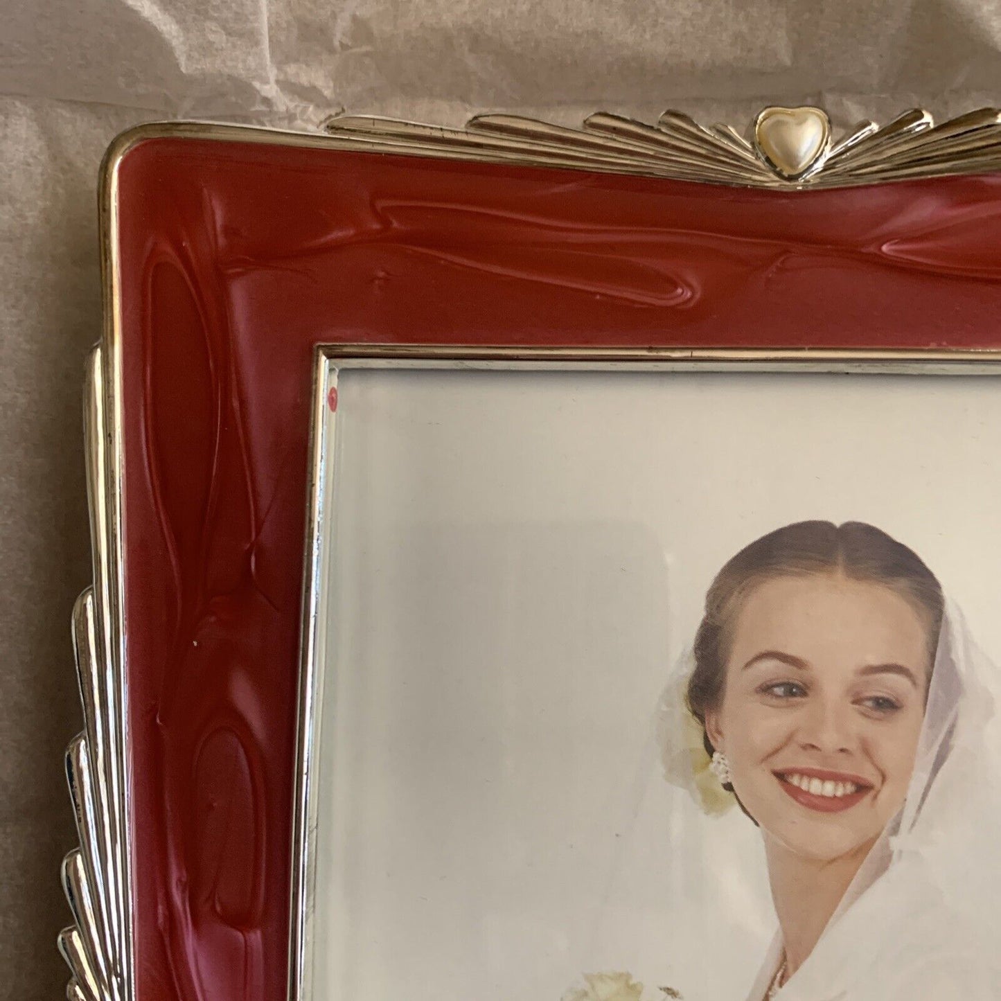 Metal Photo Frame Hand Polished & Red Lacquer Coated Wedding GiftBox 10x15cm NEW