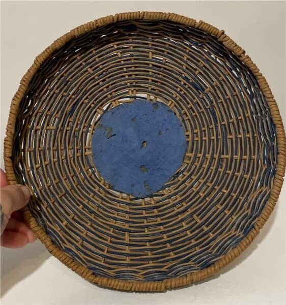 Wicker Basket w Lid Vintage 26cm Round Jewellery Sewing Box Wood Base AE316