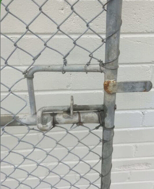 GALVANISED STEEL Cyclone SIDE GATE Mesh 180cm 78cm W 3cm TOPIARY Rustic Vintage
