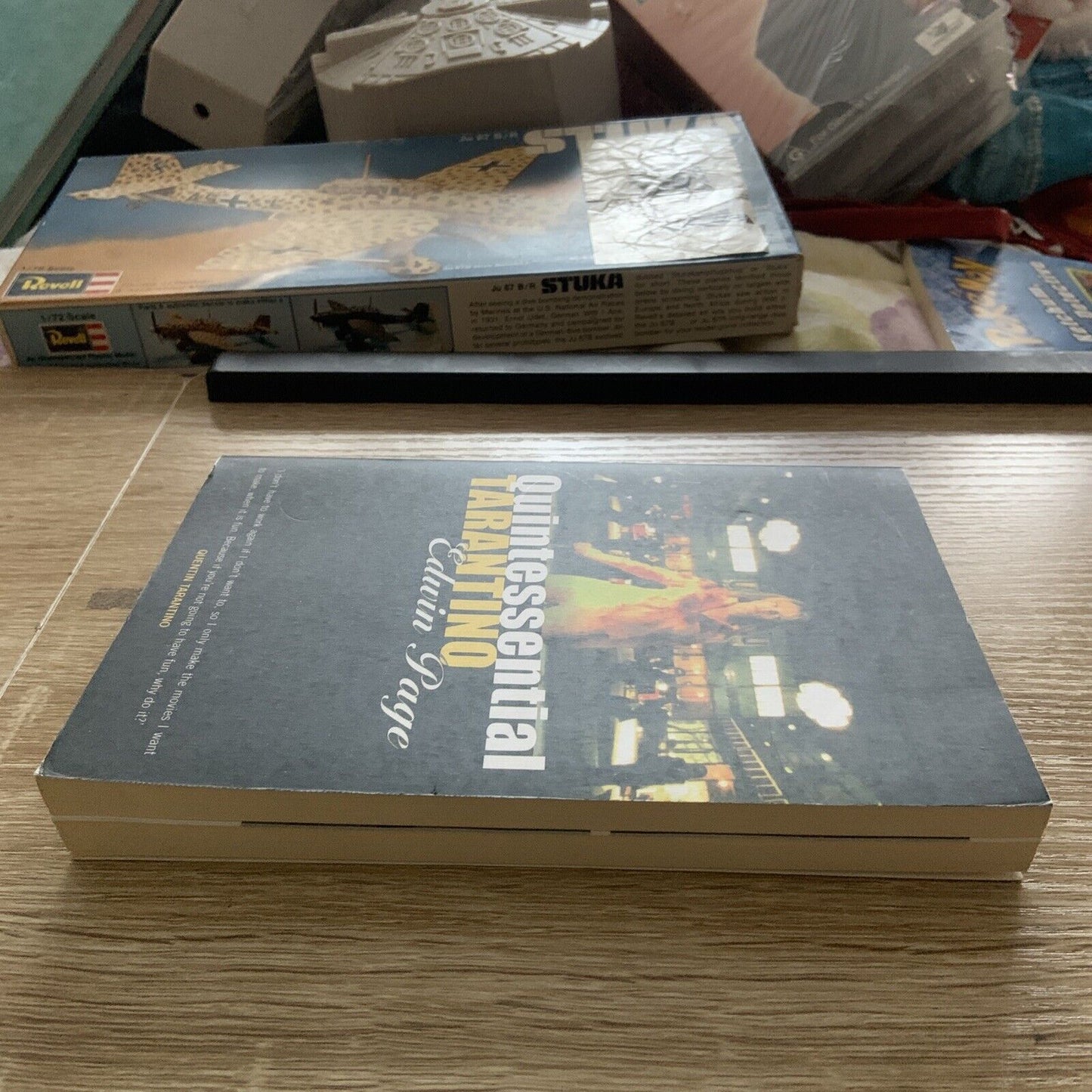 PB Book QUINTESSENTIAL TARANTINO By Edwin Page 2005 Rare
